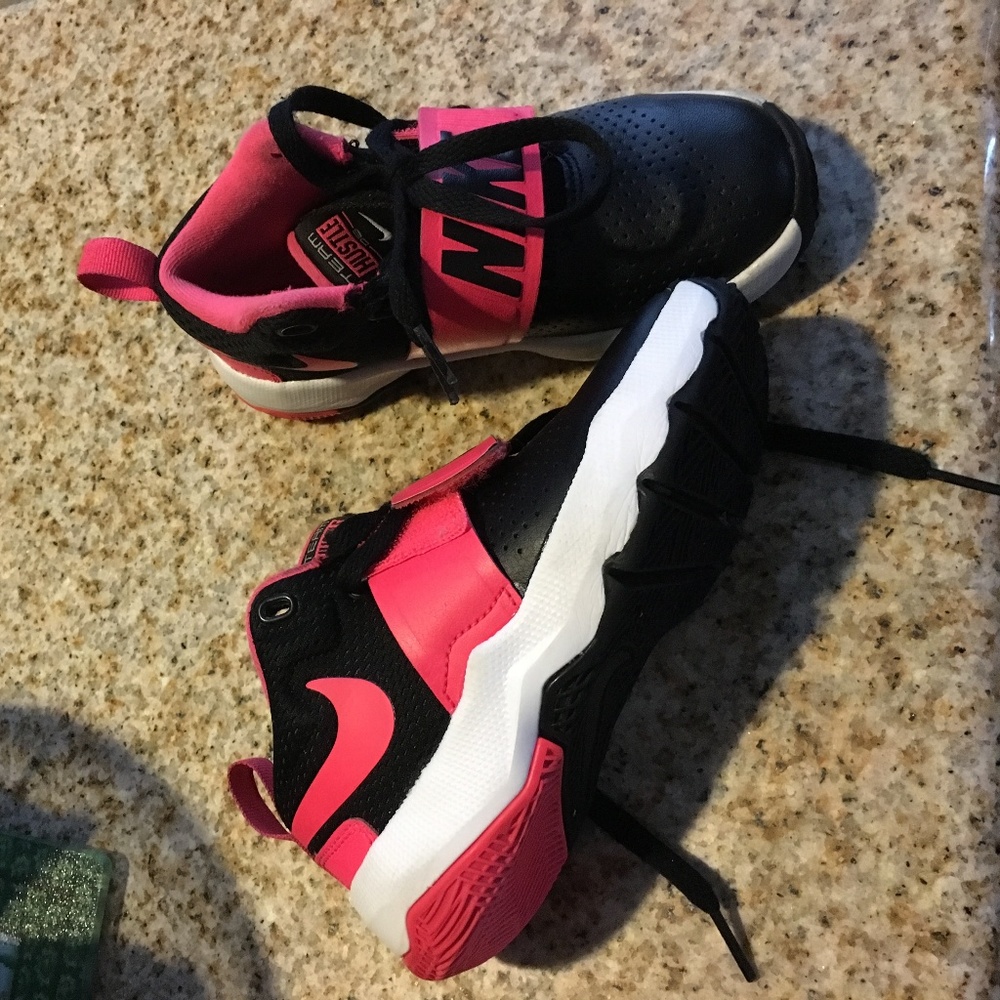 Little Girls basketball shoes